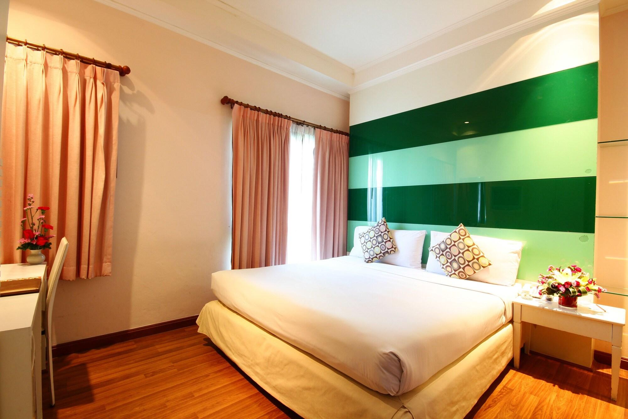 Hotel Calypzo Bangkok Exterior foto